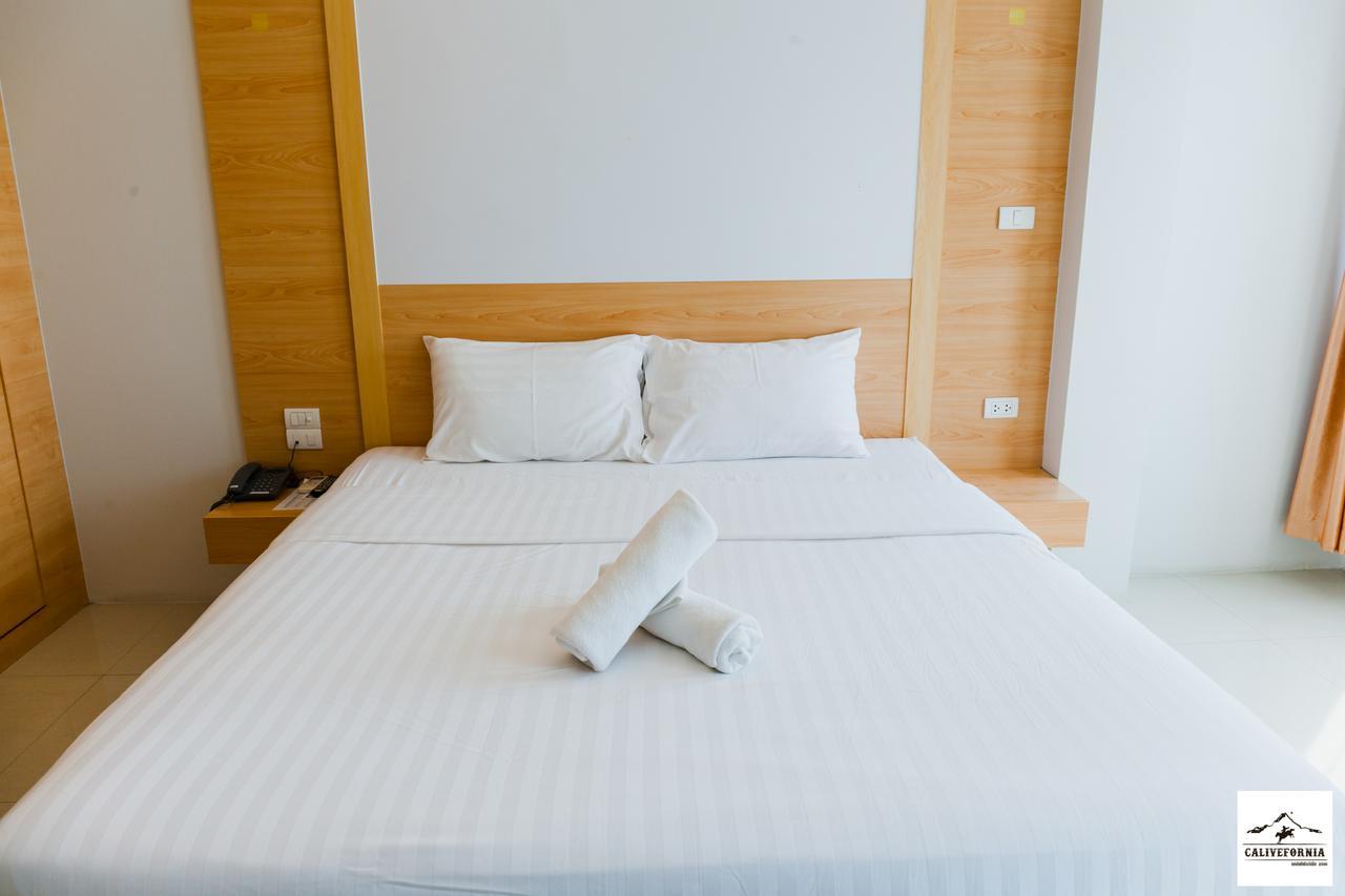 Calivefornia 2016 Hotel Chiang Rai Exterior photo